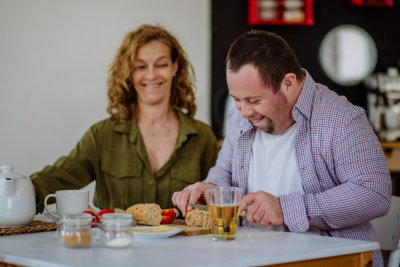 caregiver and patient eating